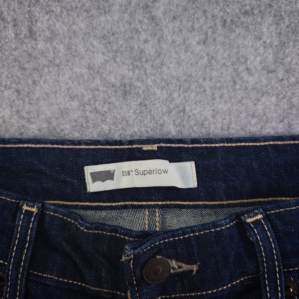 Levis 518 Superlow Jeans‎ Women's 30x30 Bootcut Dark Wash Mid Rise (33x30) - Picture 4 of 13